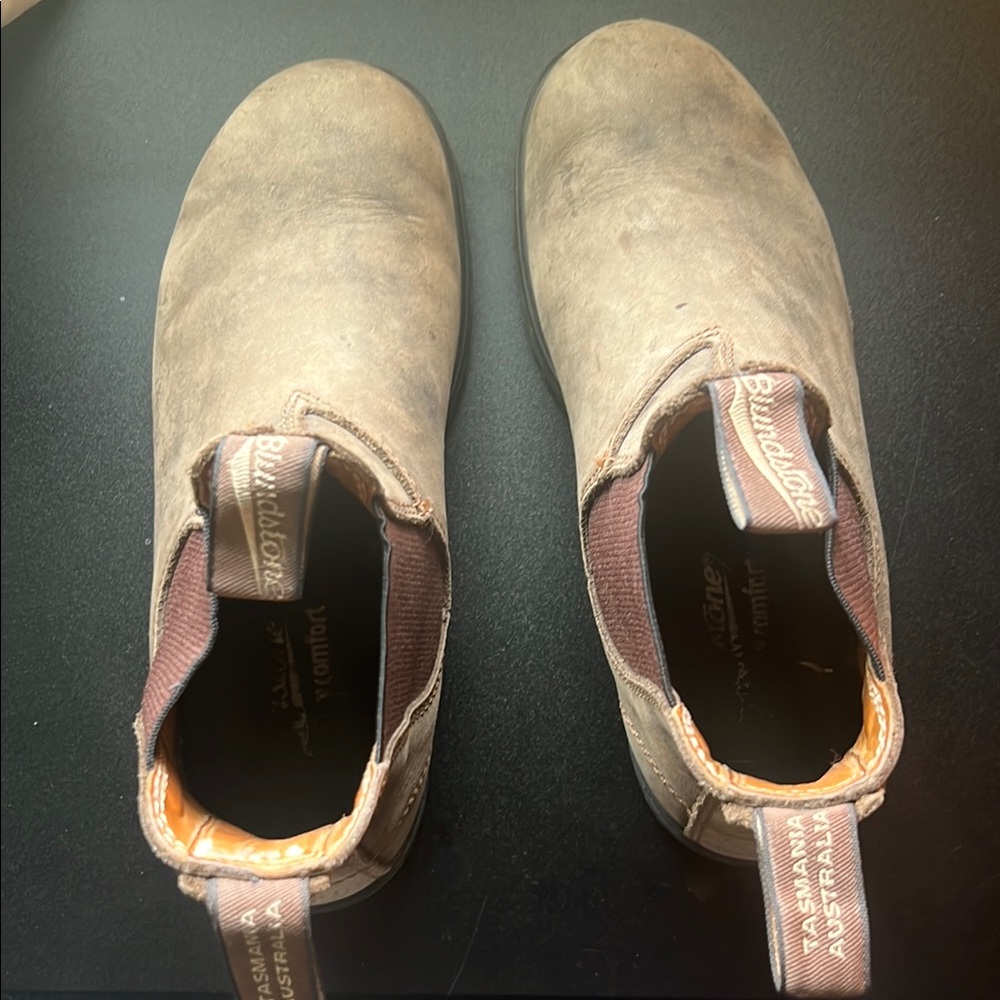 Blundstone Brown Chelsea Boots Slip-On Style
